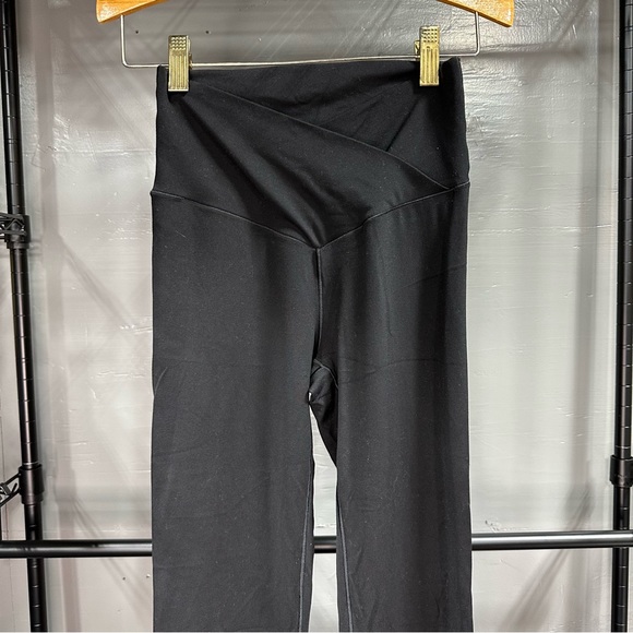 Aerie OFFLINE Real Me High Waisted Crossover Flare Legging - Picture 7 of 8